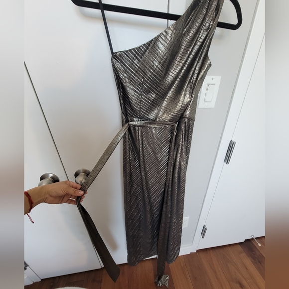 Pre-loved Ted Baker London Dress - Picture 12 of 15